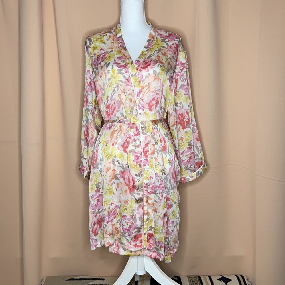 Oscar de la Renta Sheer Floral Robe